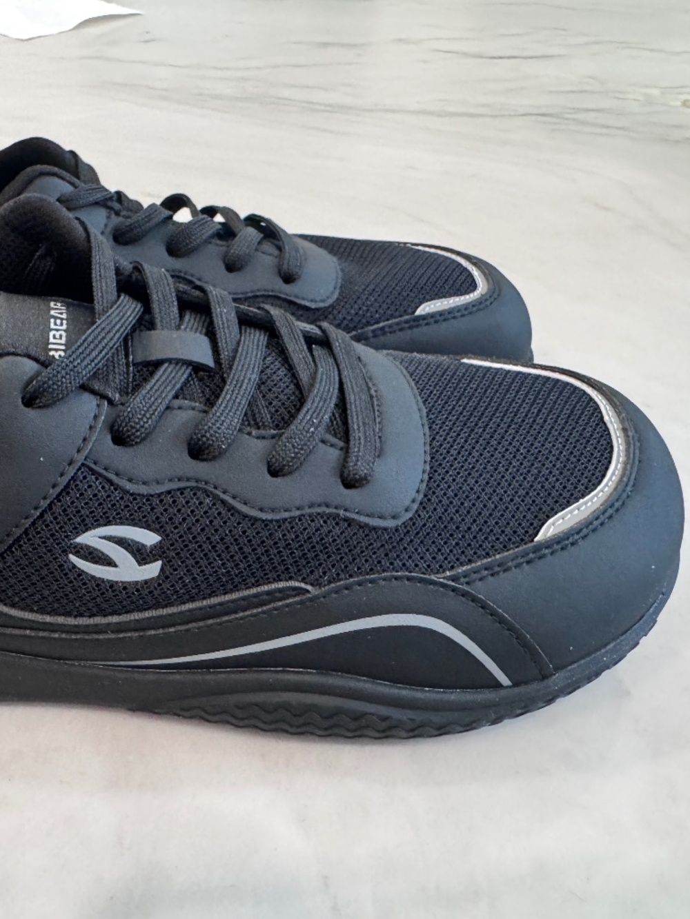 HOBIBEAR Barefoot Minimalist Wide Toe Box Walking Sneakers Women's Size 11 NEW!
